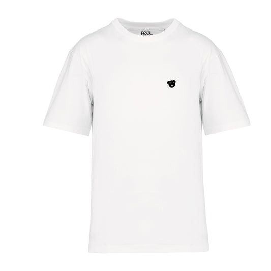 Wit t-shirt met zwart 'Bear' logo op de borst.