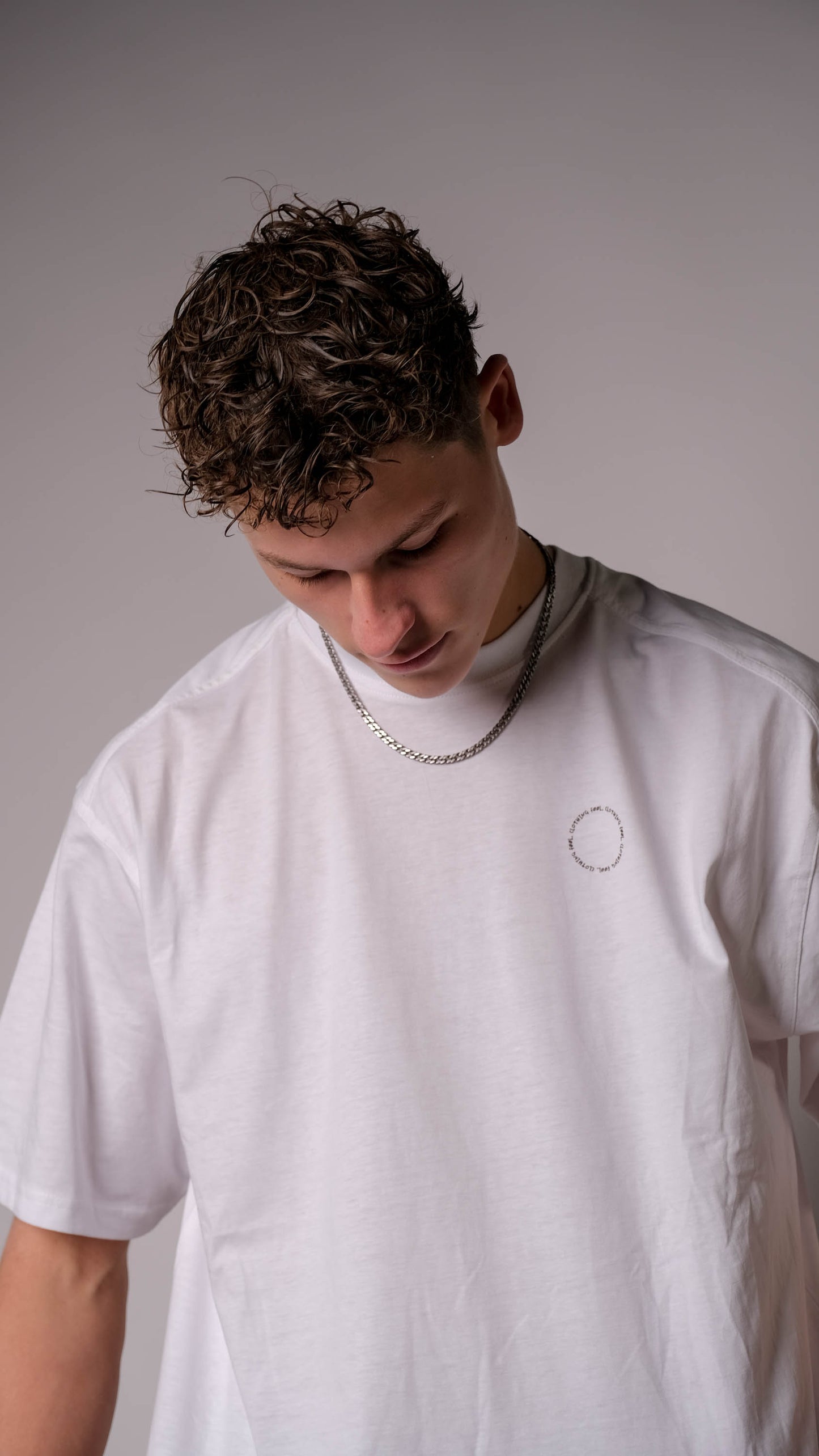 FØØL black circle T-shirt - Wit